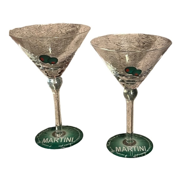 Other - Martini glasses with recipe on base pair of olives on bowl Barware entertaining